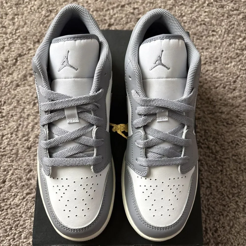 Nike Air Jordan 1 Low Vintage Grey (GS) 553560-053 Size 7Y Brand New DS In Hand